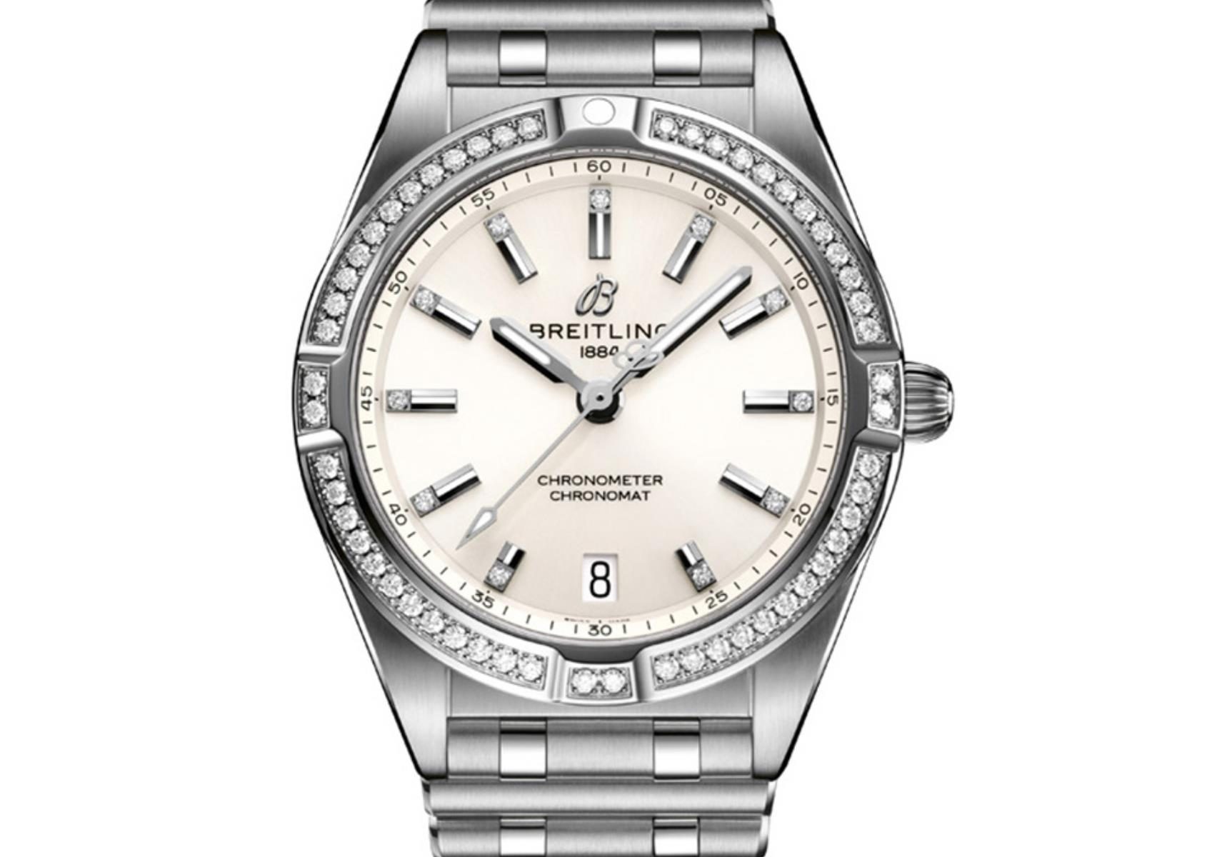 The stainless steel fake watch is decorated with bright cutting diamonds.