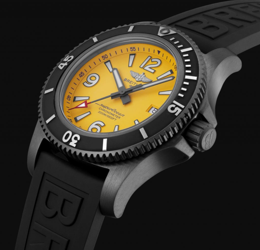 The black steel fake watch is waterproof.